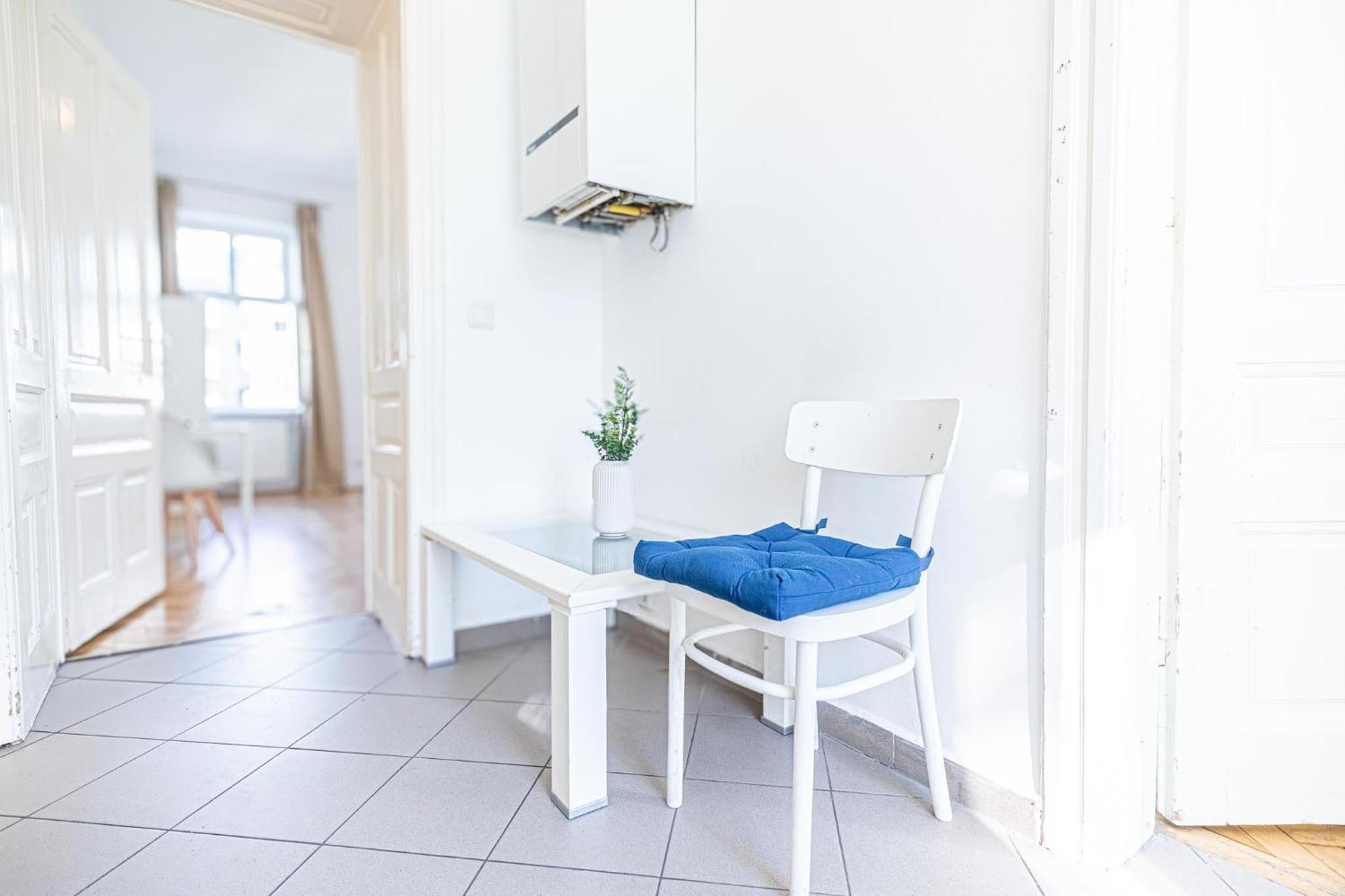 Apartment Stylish For Longstays Margareten, Up To 5p Wien